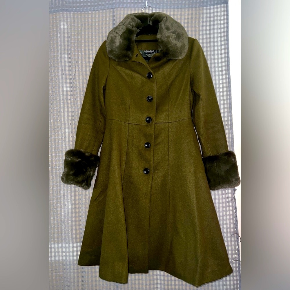 💚 NWT! Voodoo Vixen Retro 40s Olive Green Coat - Picture 6 of 11